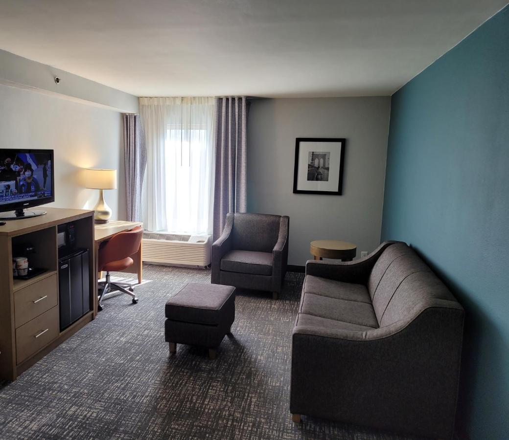 Comfort Inn & Suites Alexandria West Εξωτερικό φωτογραφία