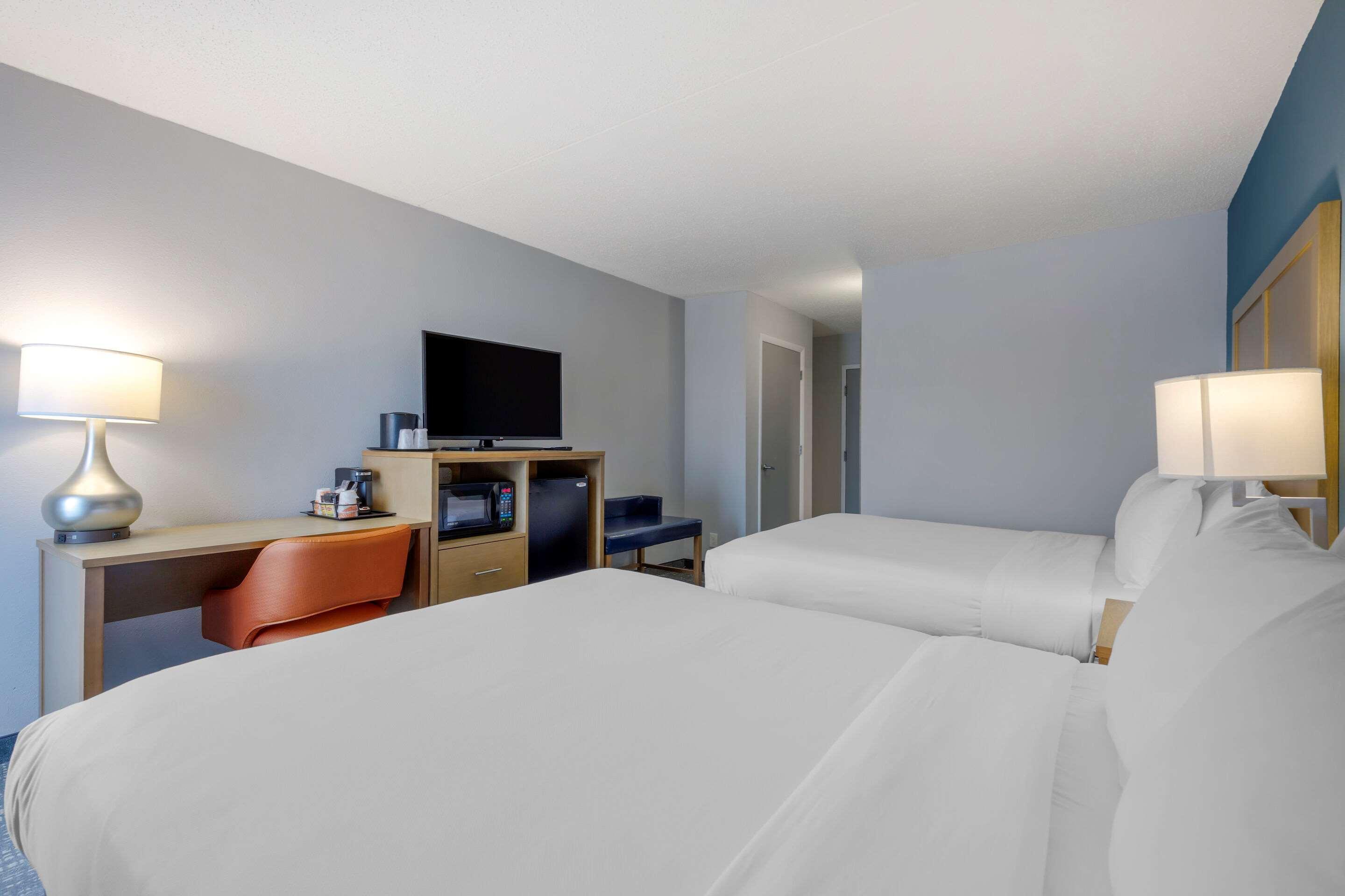 Comfort Inn & Suites Alexandria West Εξωτερικό φωτογραφία