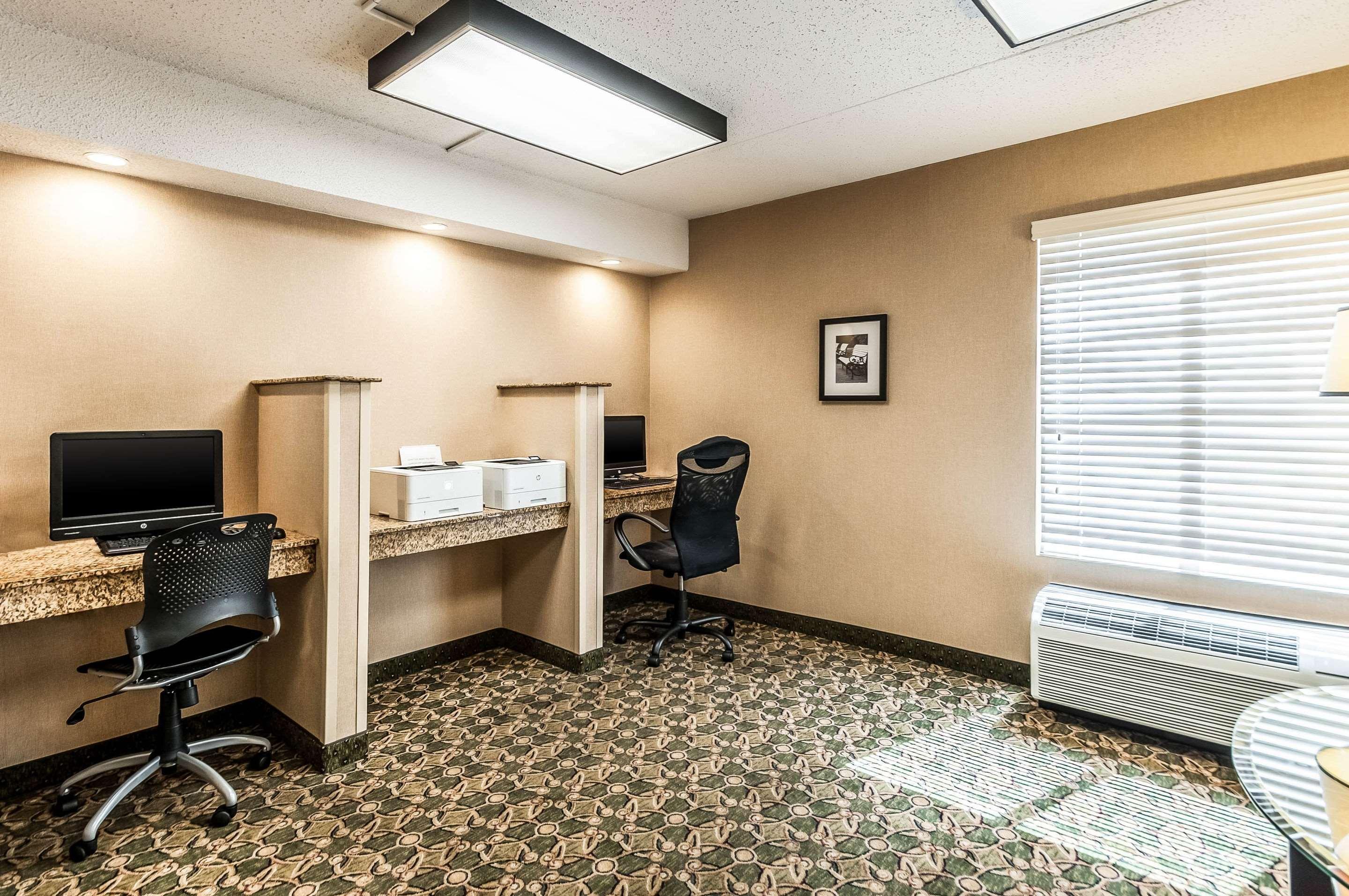 Comfort Inn & Suites Alexandria West Εξωτερικό φωτογραφία